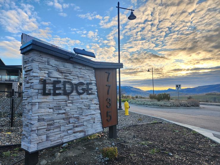Carmar Construction Sicamous Salmon Arm Vernon Blind Bay siding soffit fascia metal fibre cement framing concrete renovations decks custom home builders building Shuswap Okanagan British Columbia BC Canada Architectural